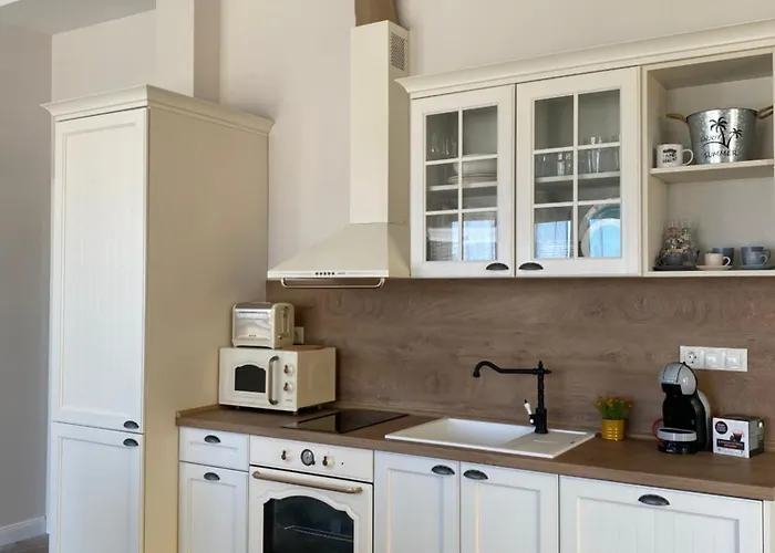 Coastal Arapya Daire Tsarevo